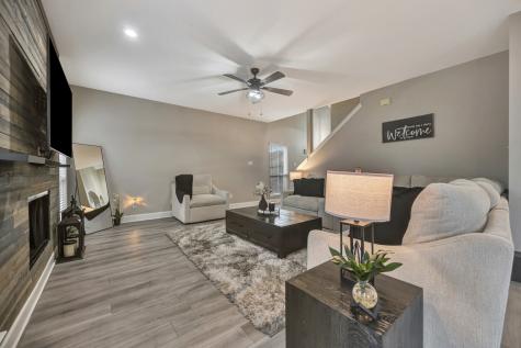 102 Lakeway Lane Justin TX 76247
