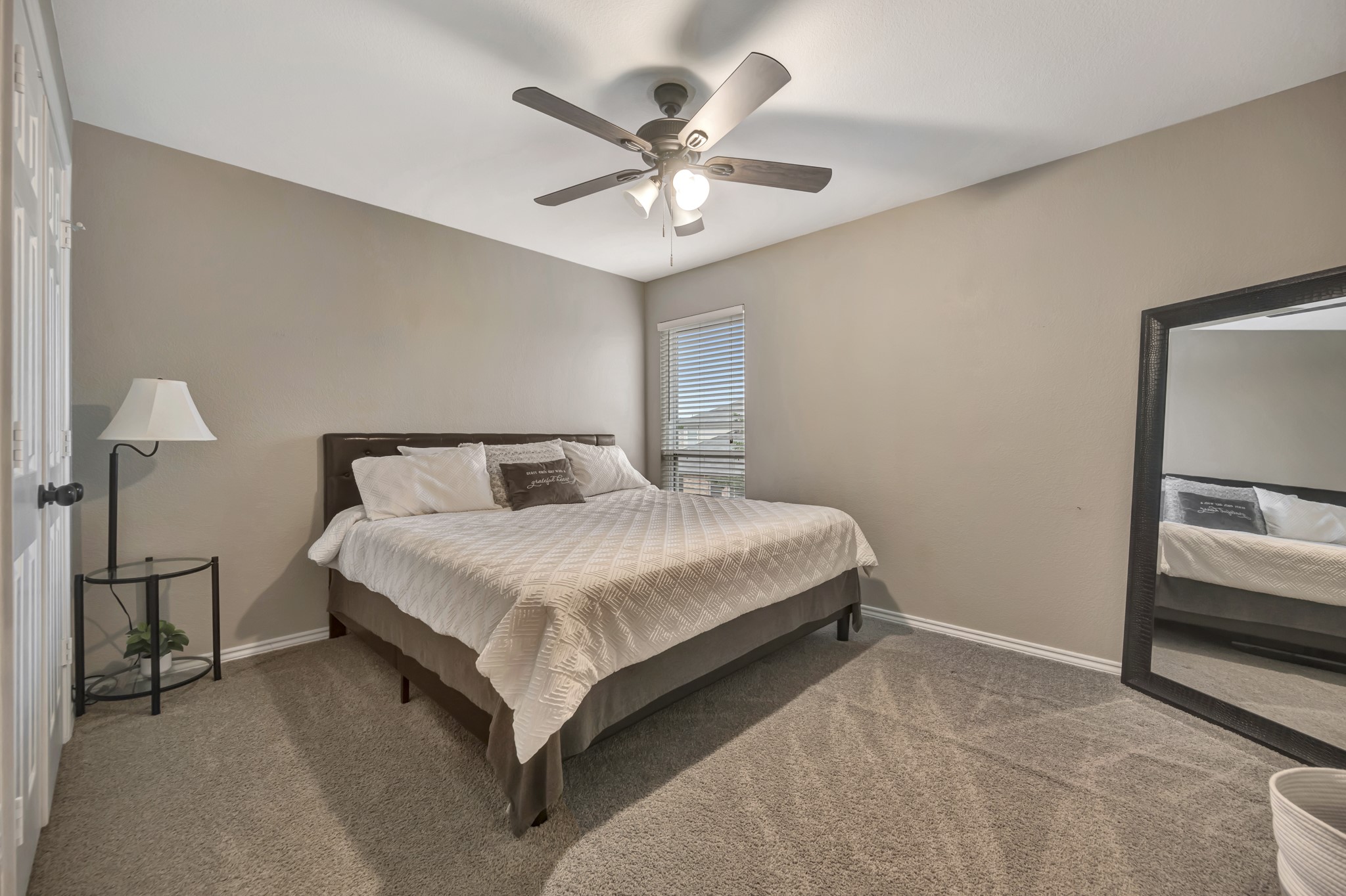 102 Lakeway Lane Justin TX 76247