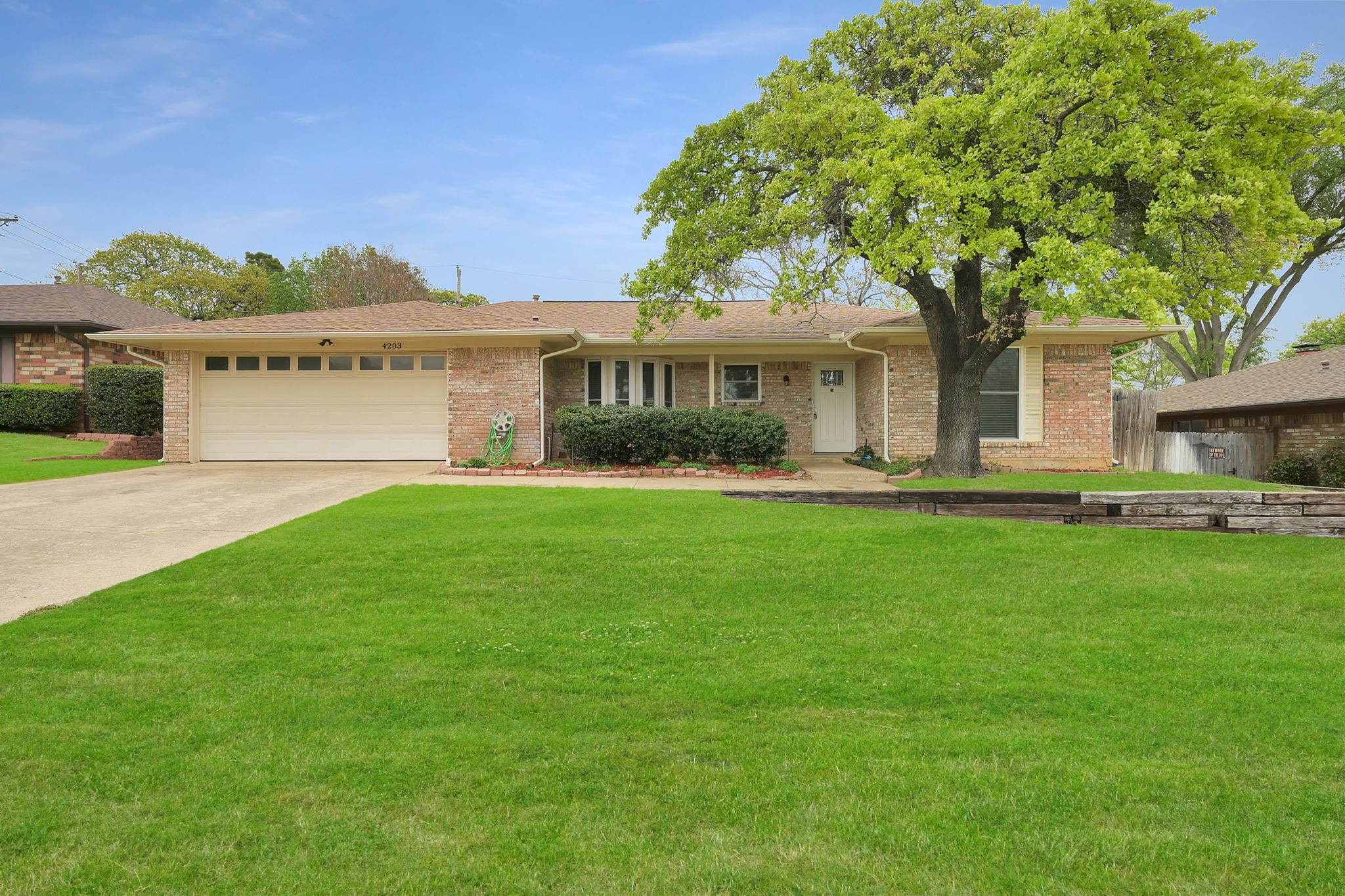 4203 Pleasant Hill Drive Arlington TX 76016
