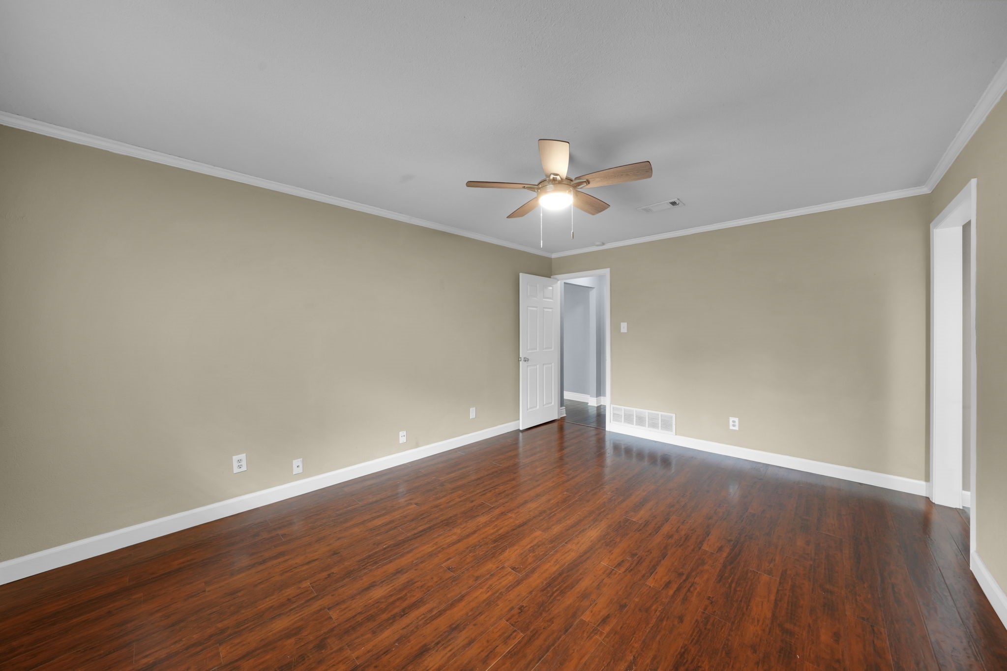 4203 Pleasant Hill Drive Arlington TX 76016