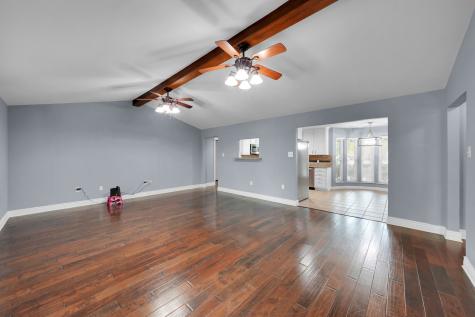 4203 Pleasant Hill Drive Arlington TX 76016