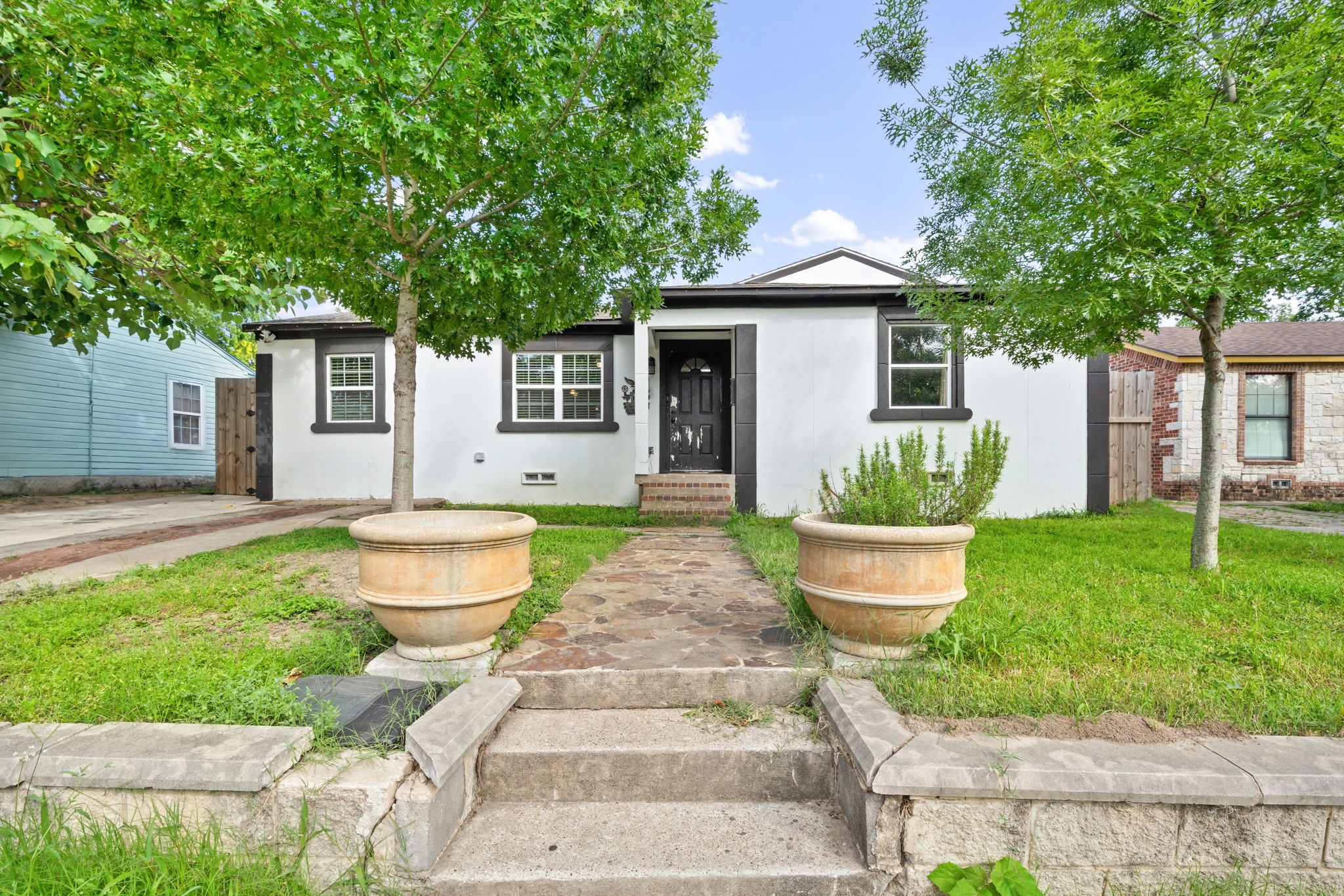 1736 Kirkwood Drive Garland TX 75041