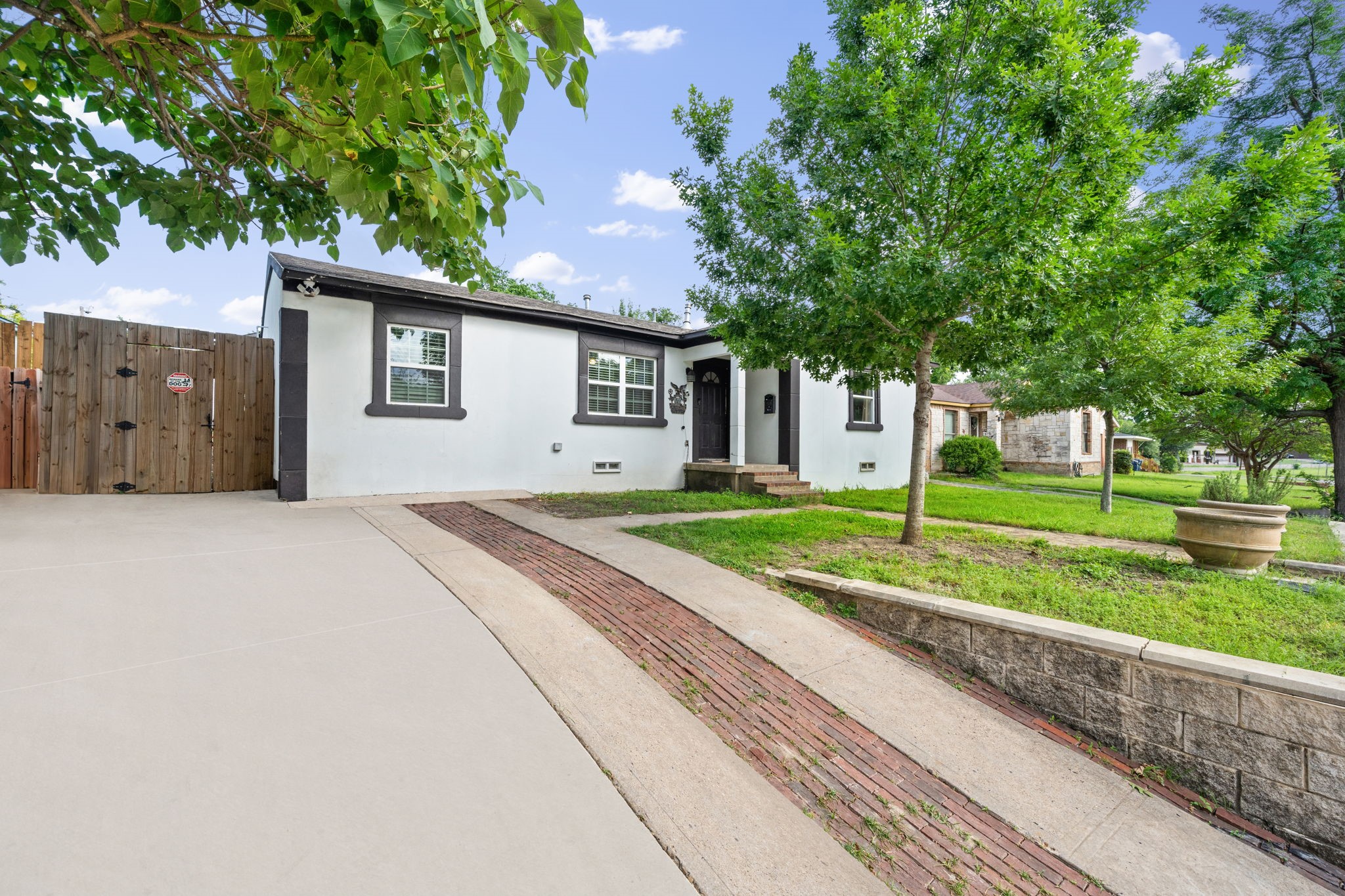 1736 Kirkwood Drive Garland TX 75041