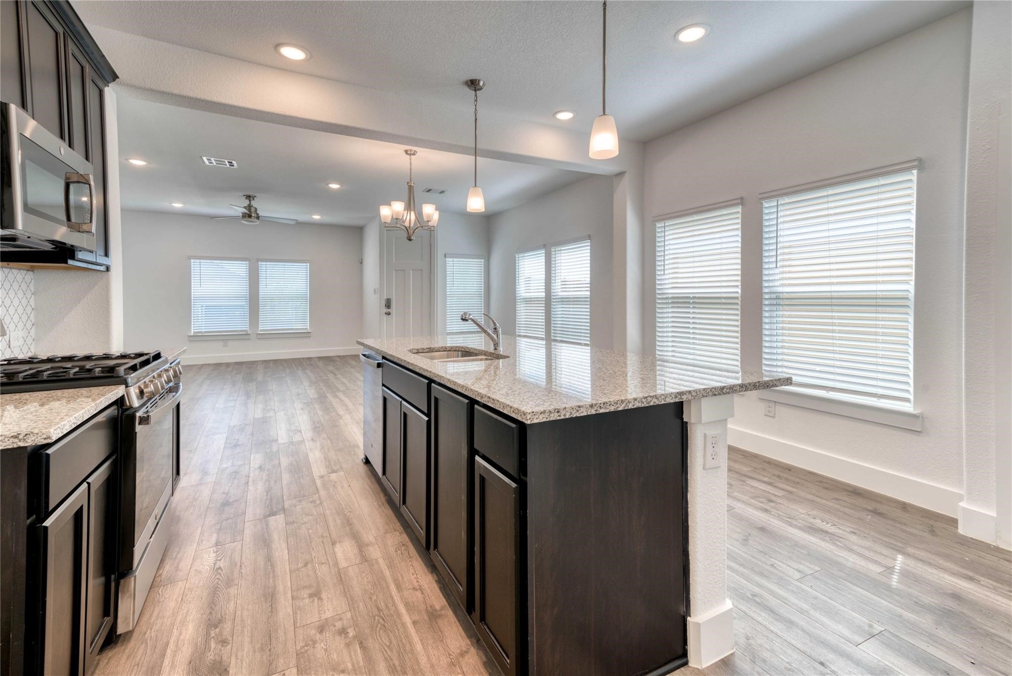 1407 Avocado Lane Gainesville TX 76240
