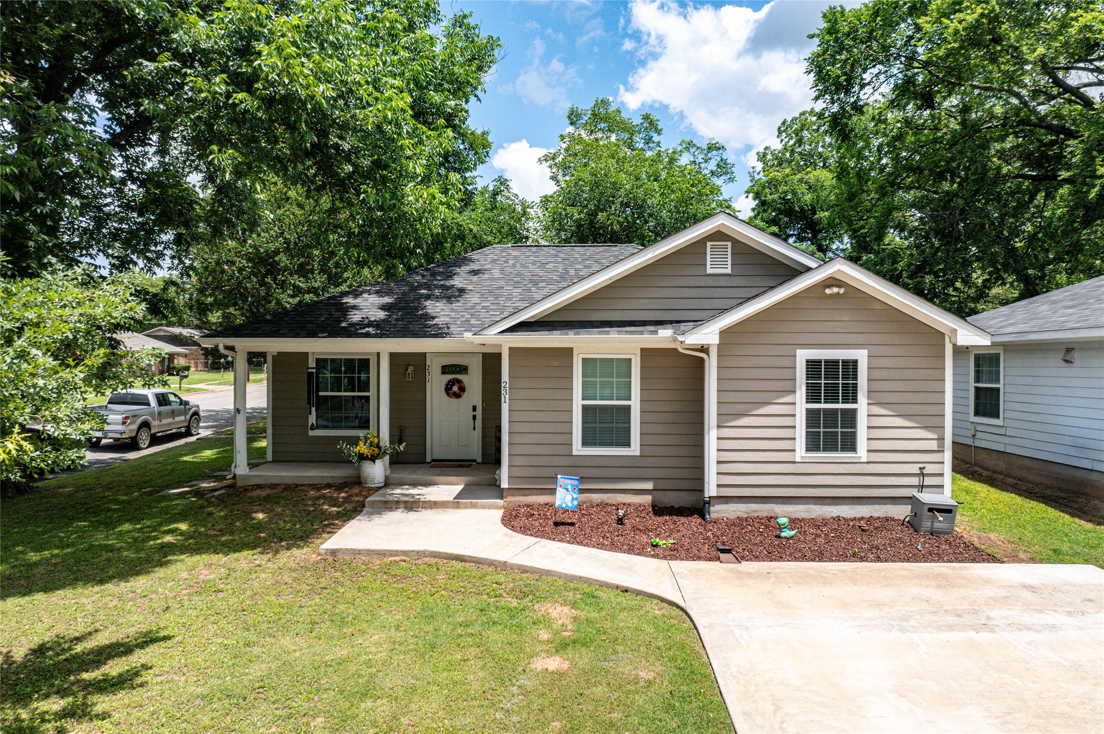 231 W Murray Street Denison TX 75020