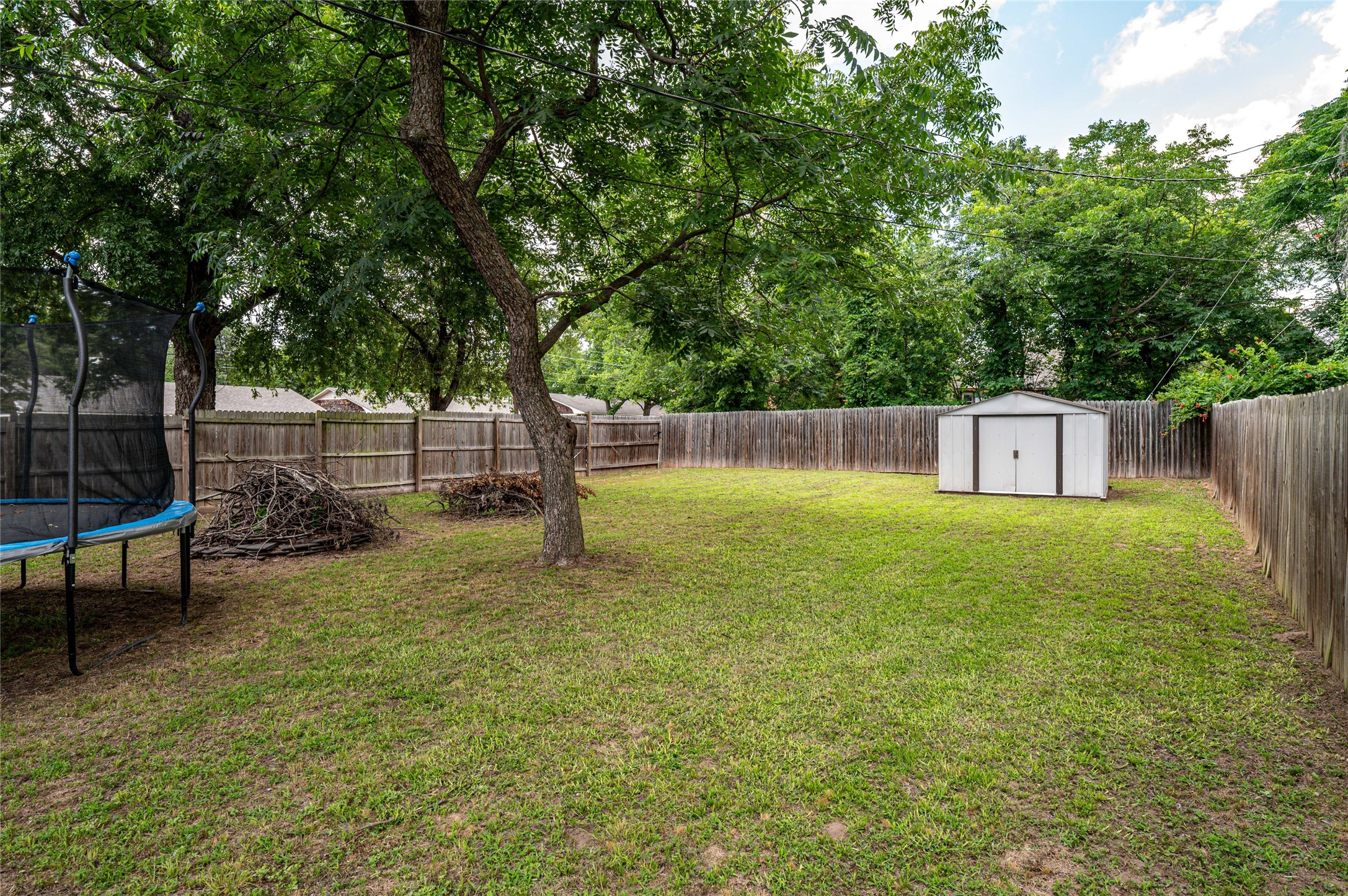 231 W Murray Street Denison TX 75020