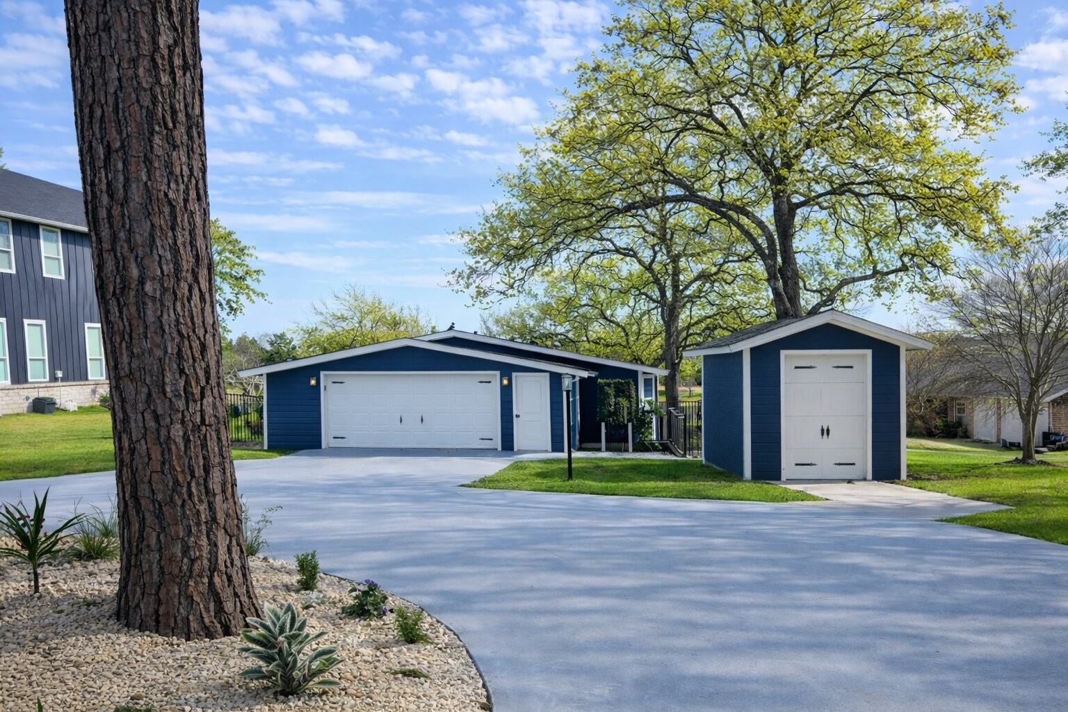 106 Blackfoot Trail Lake Kiowa TX 76240