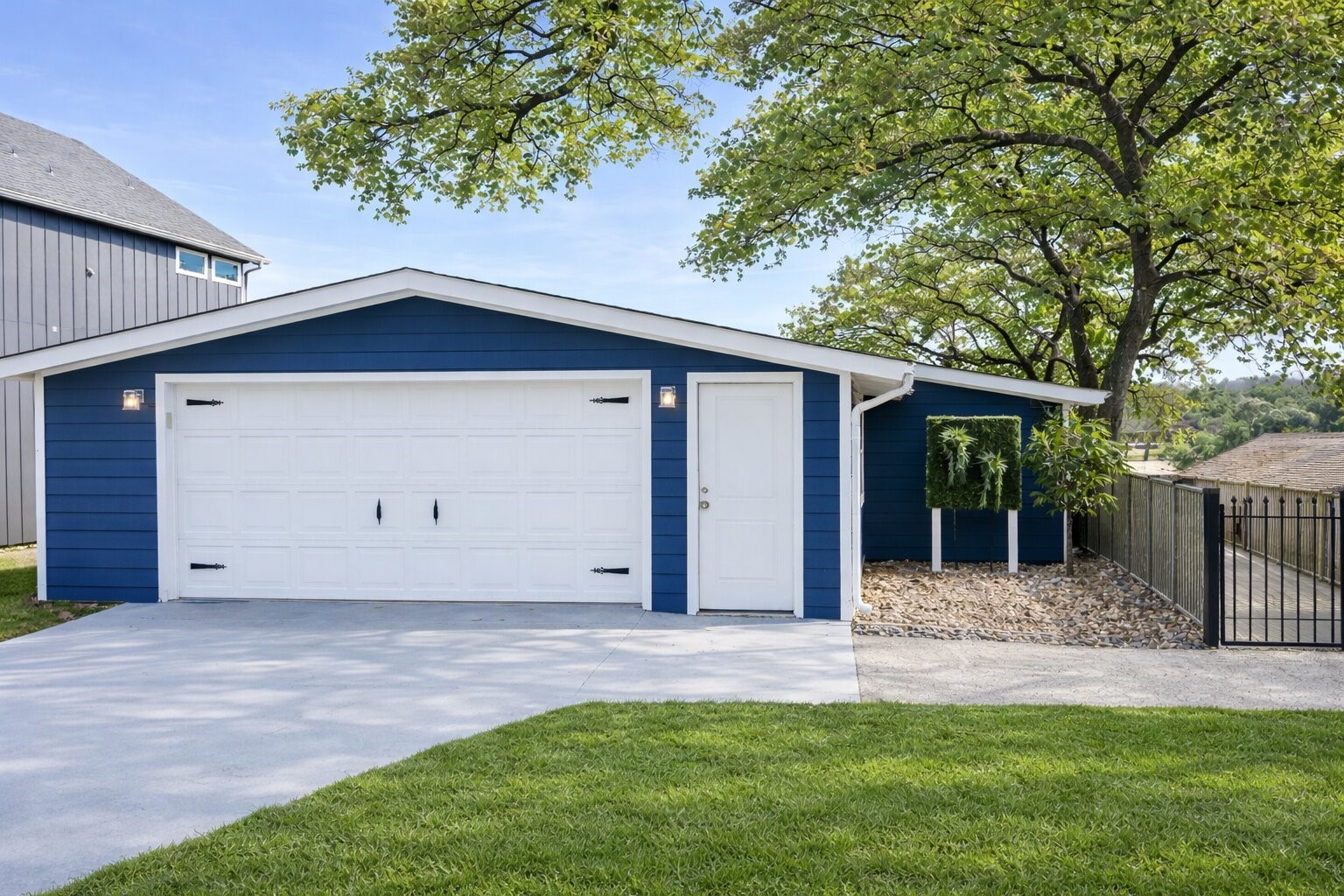 106 Blackfoot Trail Lake Kiowa TX 76240