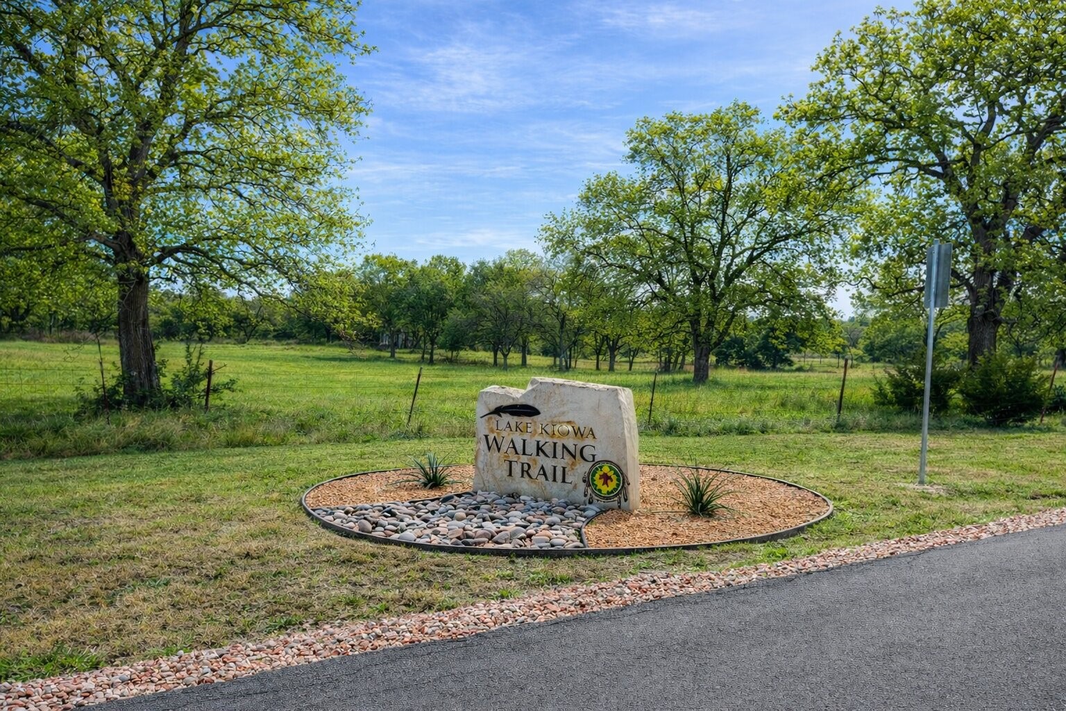 106 Blackfoot Trail Lake Kiowa TX 76240