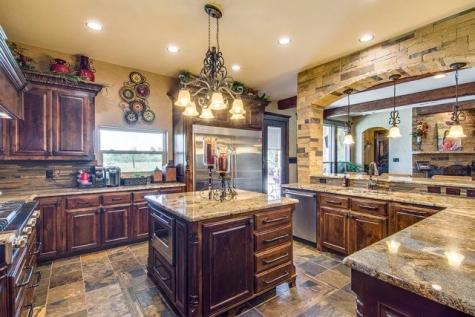 189 Hlavek Road Decatur TX 76234