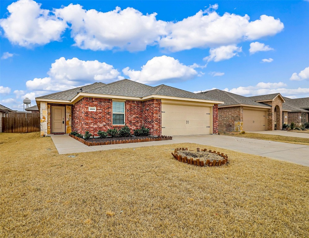1809 Crimson Avenue Farmersville TX 75442