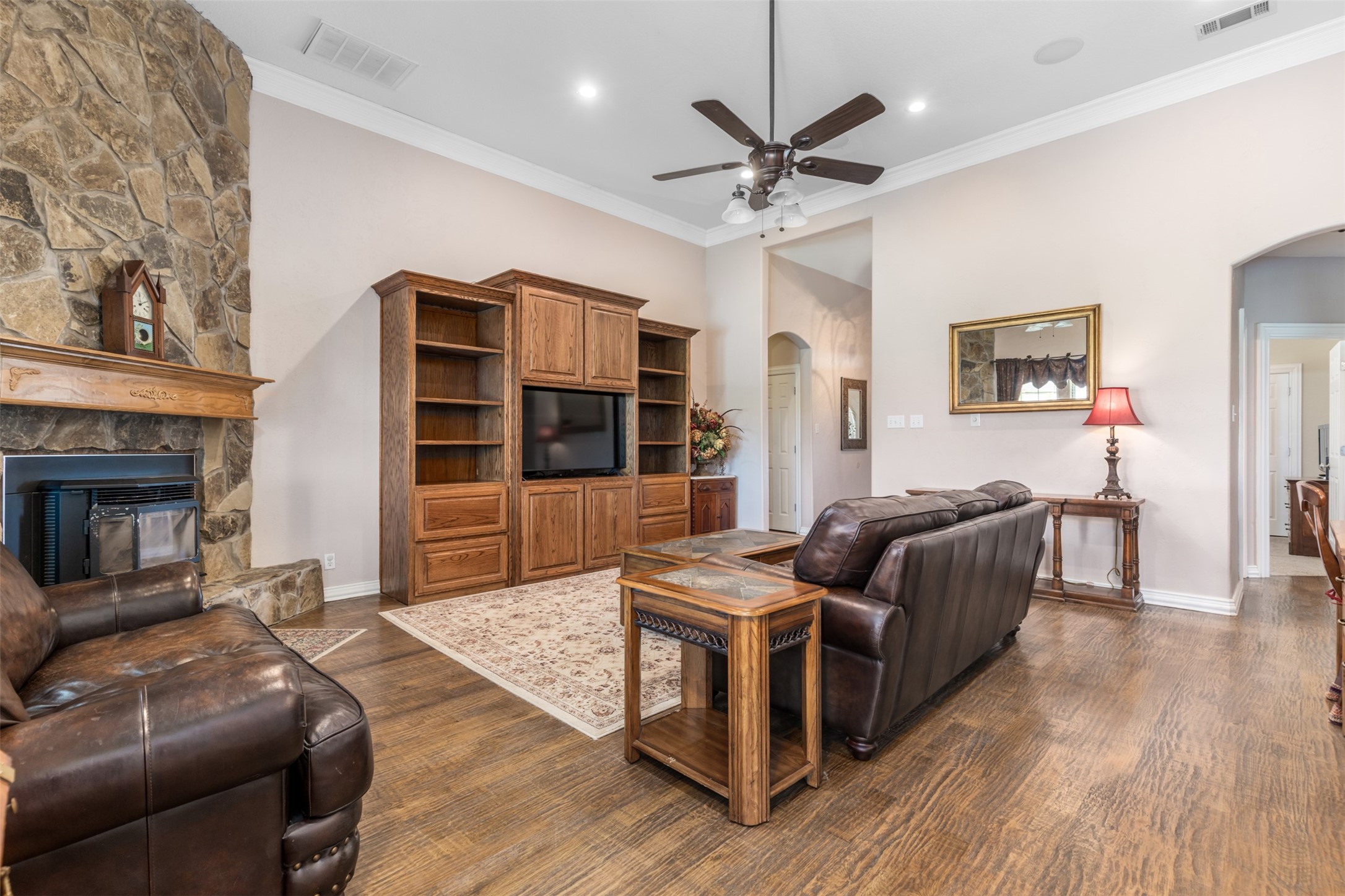 203 Frio Street Bells TX 75414