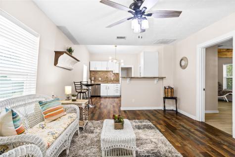 614 Rice Street Denison TX 75020