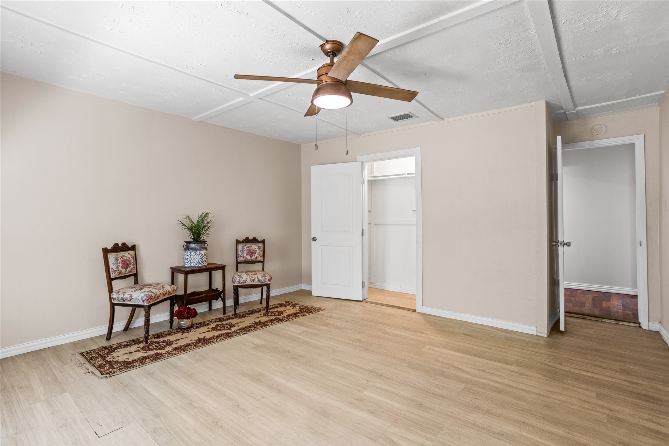 614 Rice Street Denison TX 75020