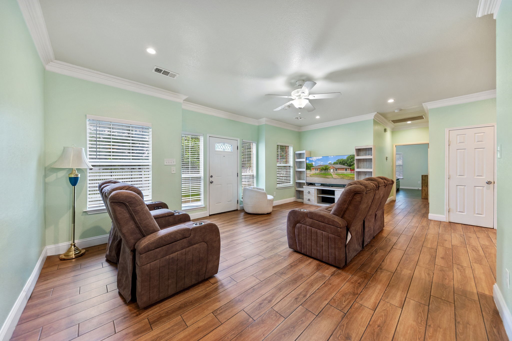 2410 Carleta Street Dallas TX 75253