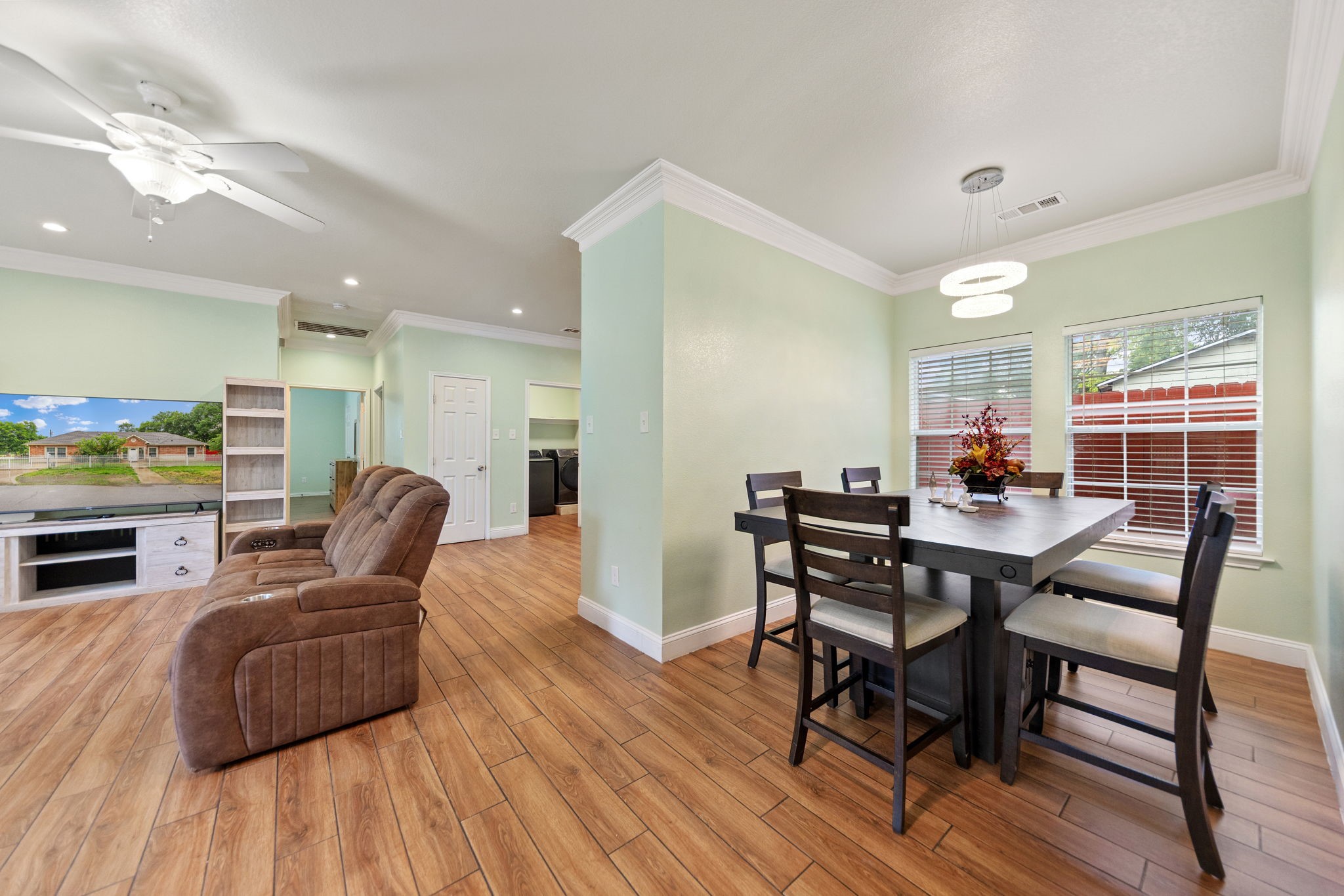 2410 Carleta Street Dallas TX 75253