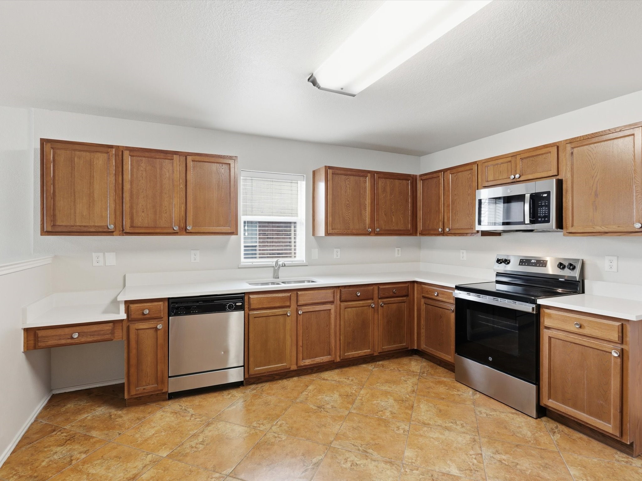 1441 Erin Drive Burleson TX 76028