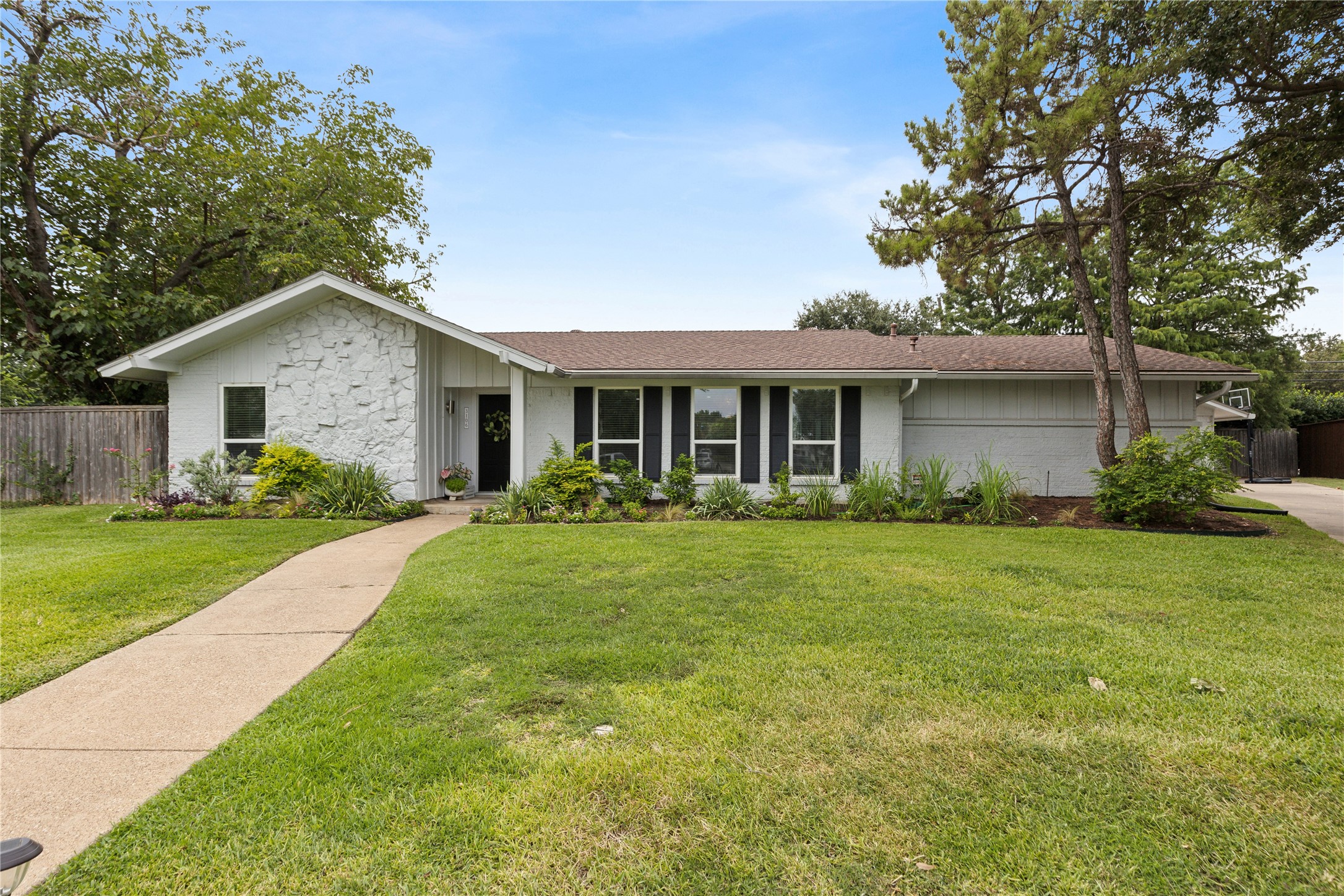 3106 La Kenta Circle Farmers Branch TX 75234