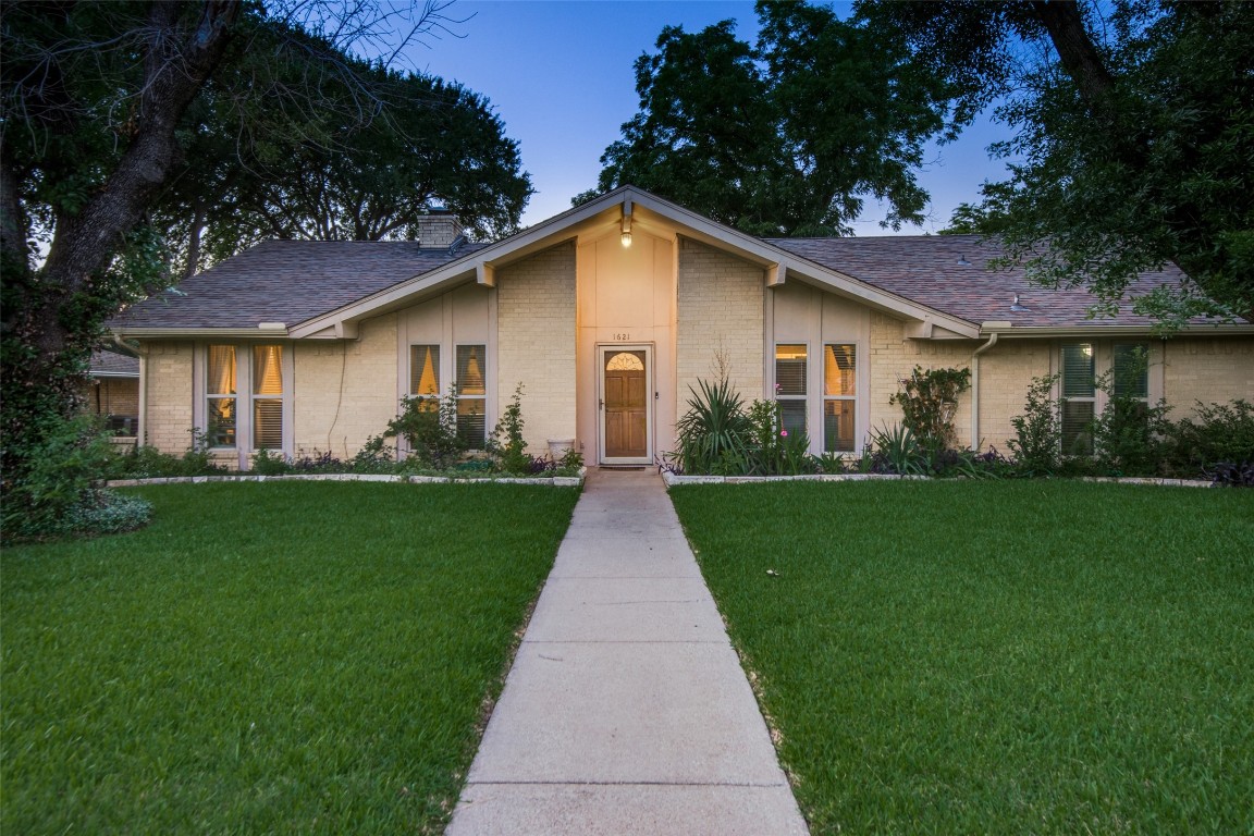 1621 Northland Street Carrollton TX 75006