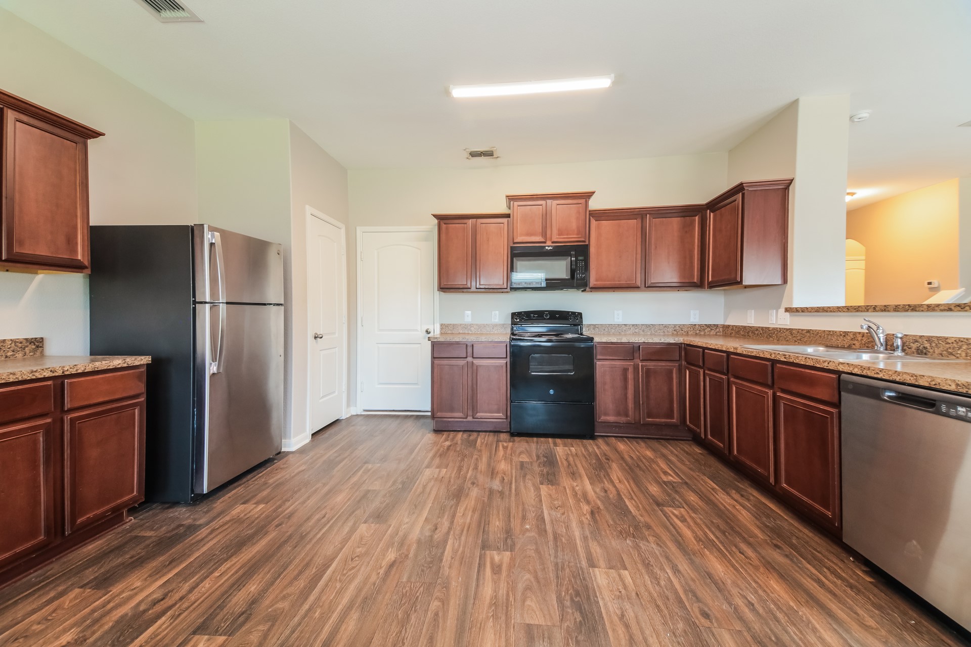 14242 Bridgeview Lane Dallas TX 75253