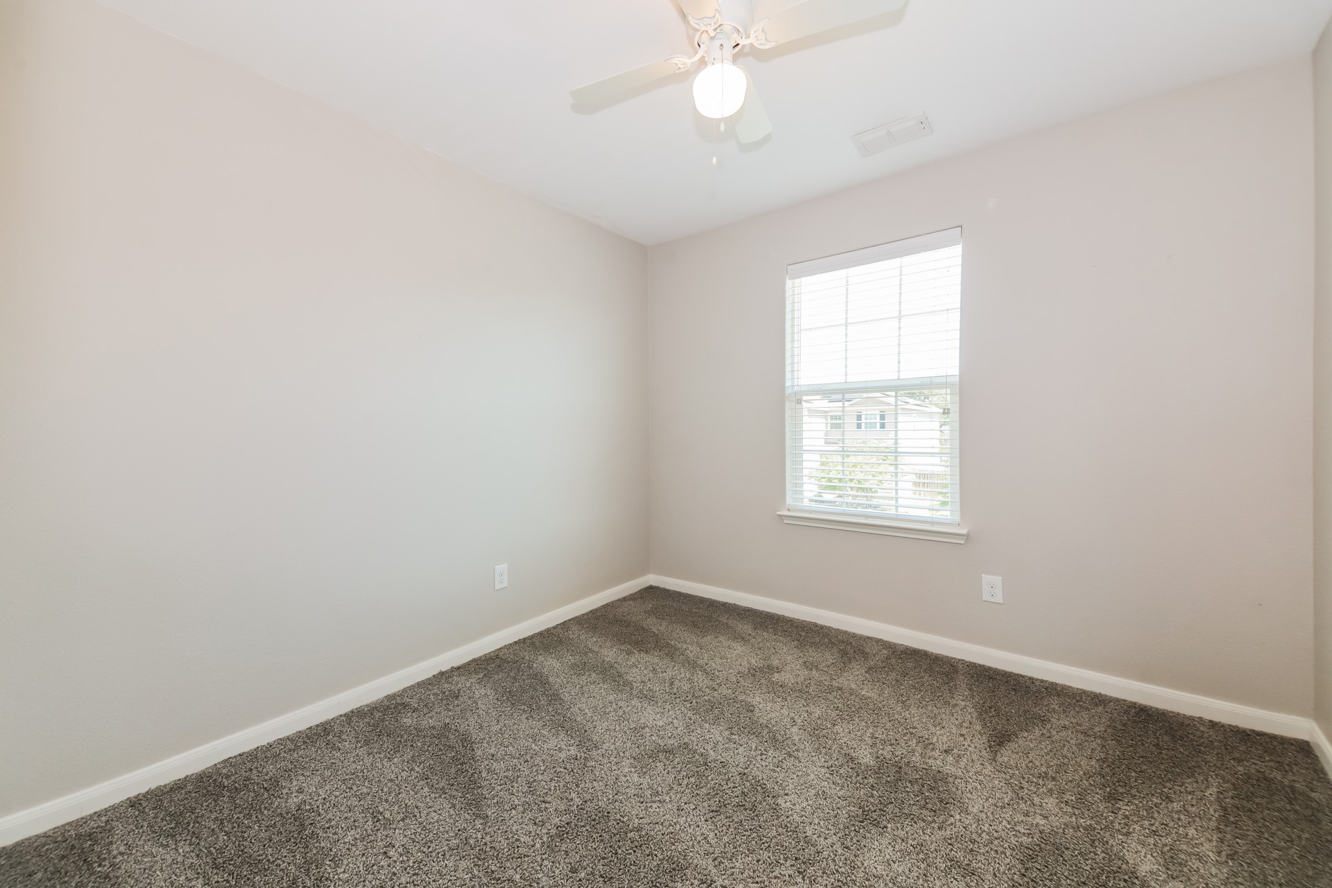 14242 Bridgeview Lane Dallas TX 75253