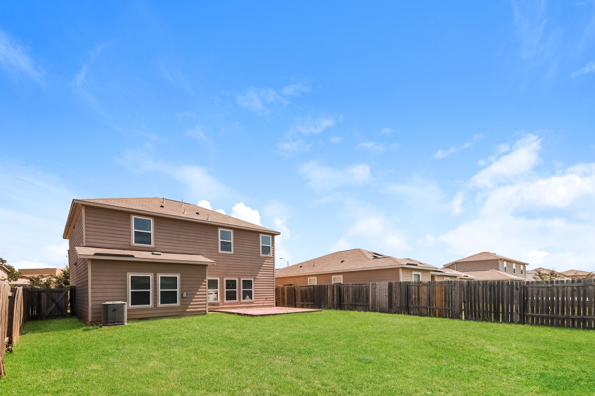 14242 Bridgeview Lane Dallas TX 75253