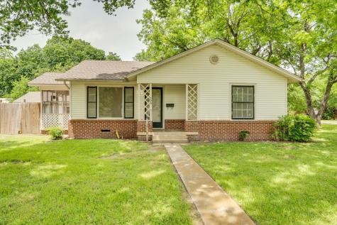 506 E Waco Street Ennis TX 75119