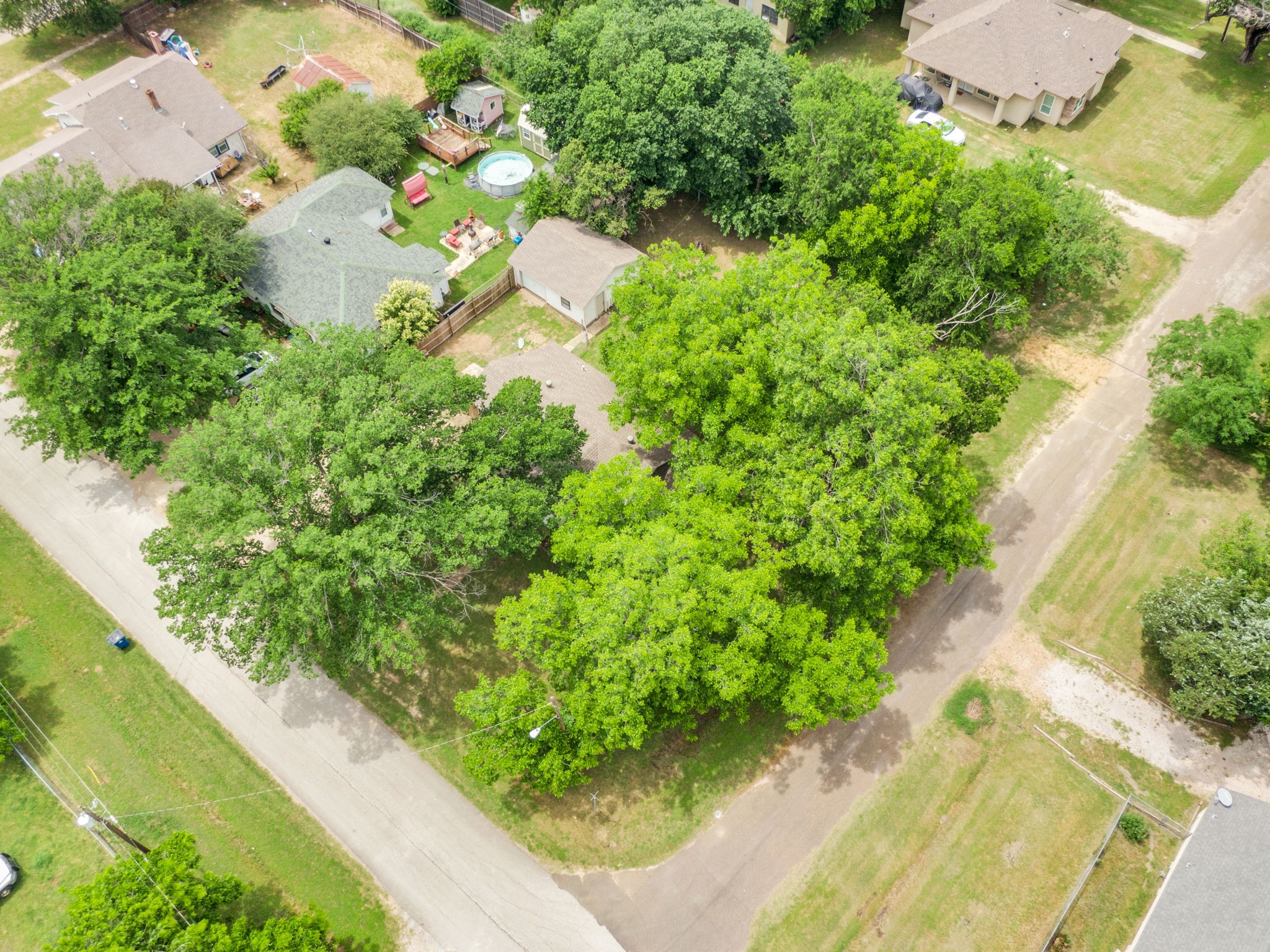 506 E Waco Street Ennis TX 75119