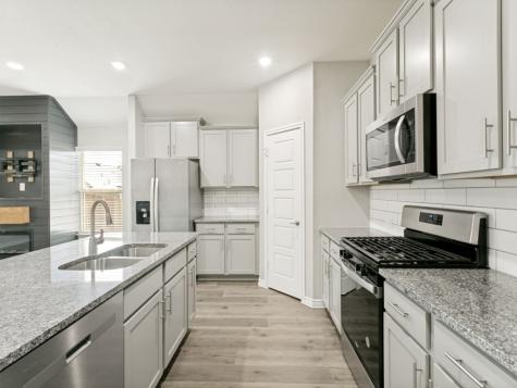 9704 Autumn Leaves Lane Aubrey TX 76227