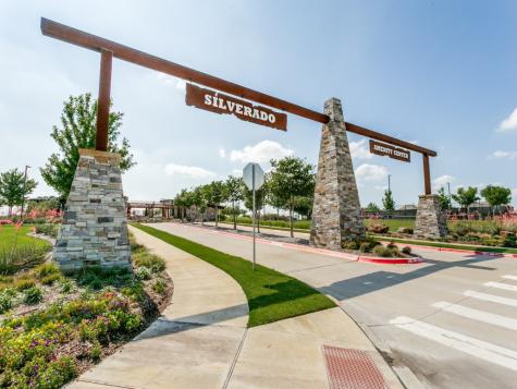 9704 Autumn Leaves Lane Aubrey TX 76227