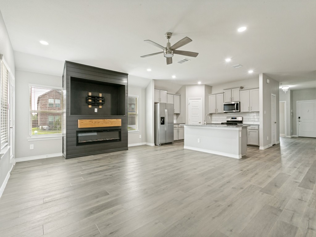 9704 Autumn Leaves Lane Aubrey TX 76227