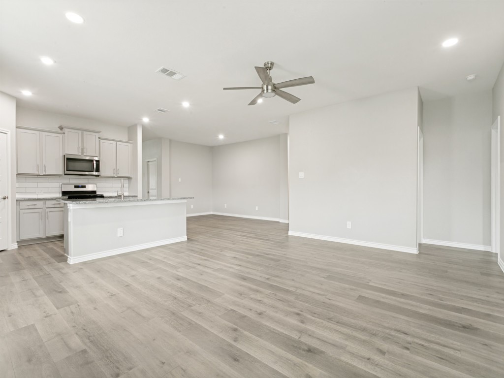 9704 Autumn Leaves Lane Aubrey TX 76227