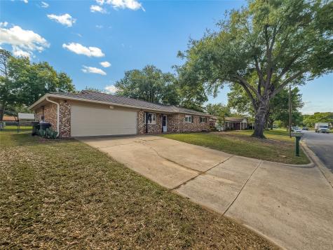 220 Cooper Drive Hurst TX 76053