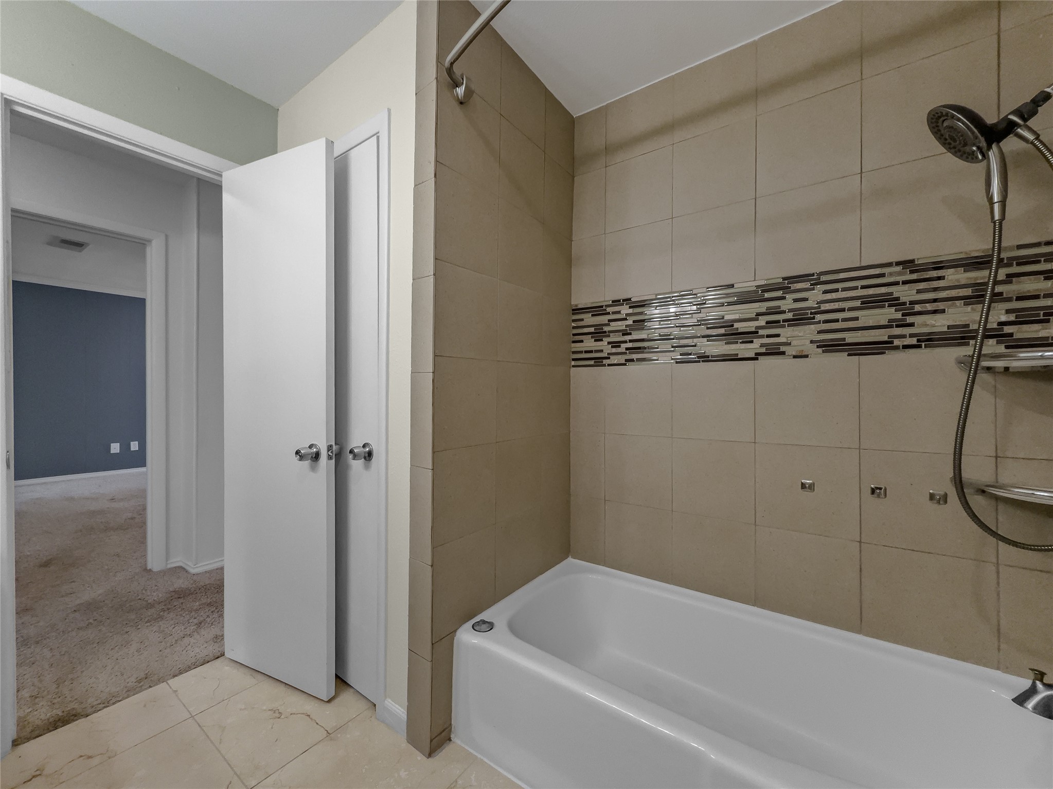 220 Cooper Drive Hurst TX 76053