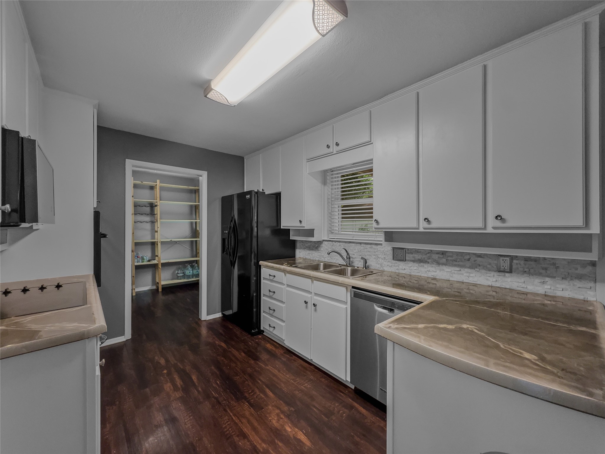 220 Cooper Drive Hurst TX 76053