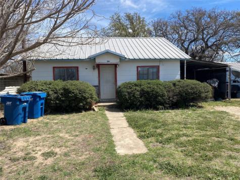 124 N Avenue D Cross Plains TX 76443