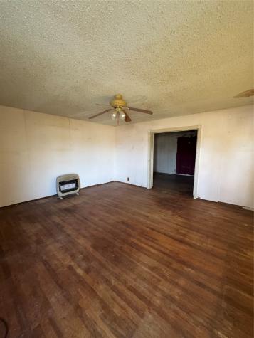 698 E Goeth Street Lueders TX 79533