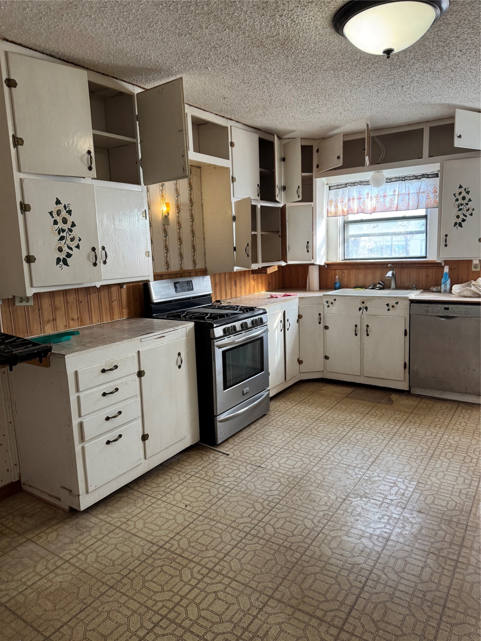 698 E Goeth Street Lueders TX 79533