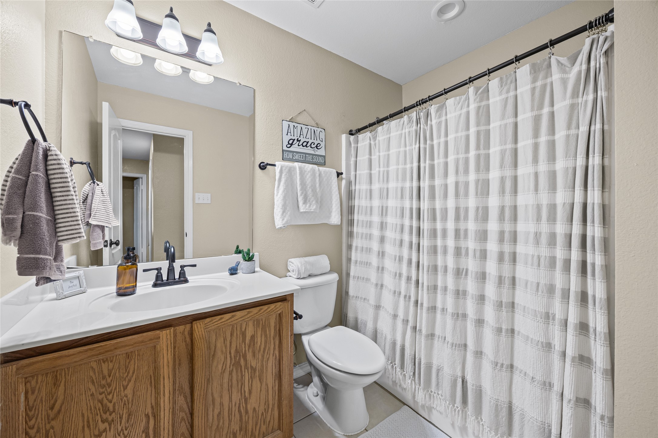 112 Springfield Lane Red Oak TX 75165