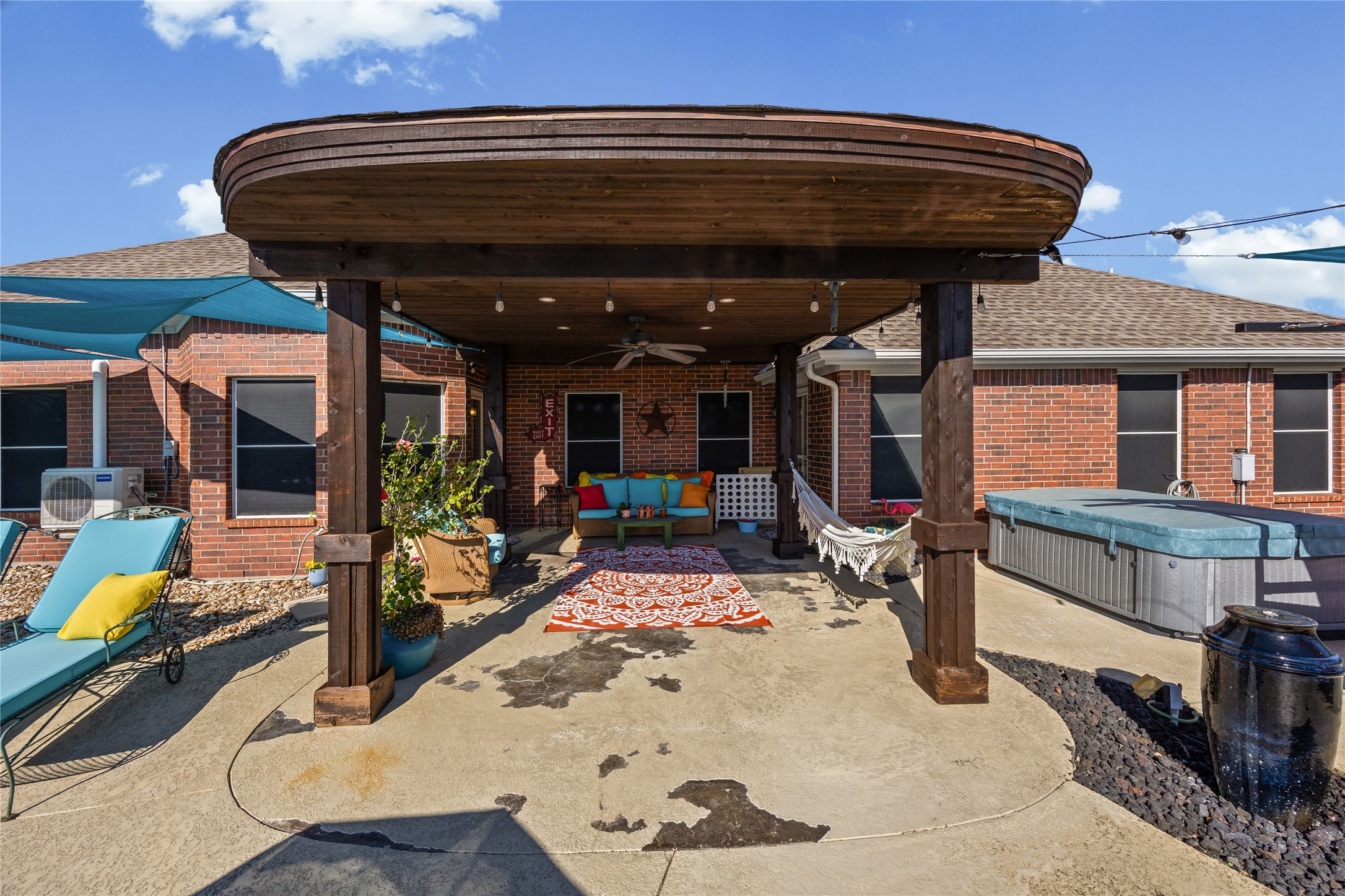 112 Springfield Lane Red Oak TX 75165