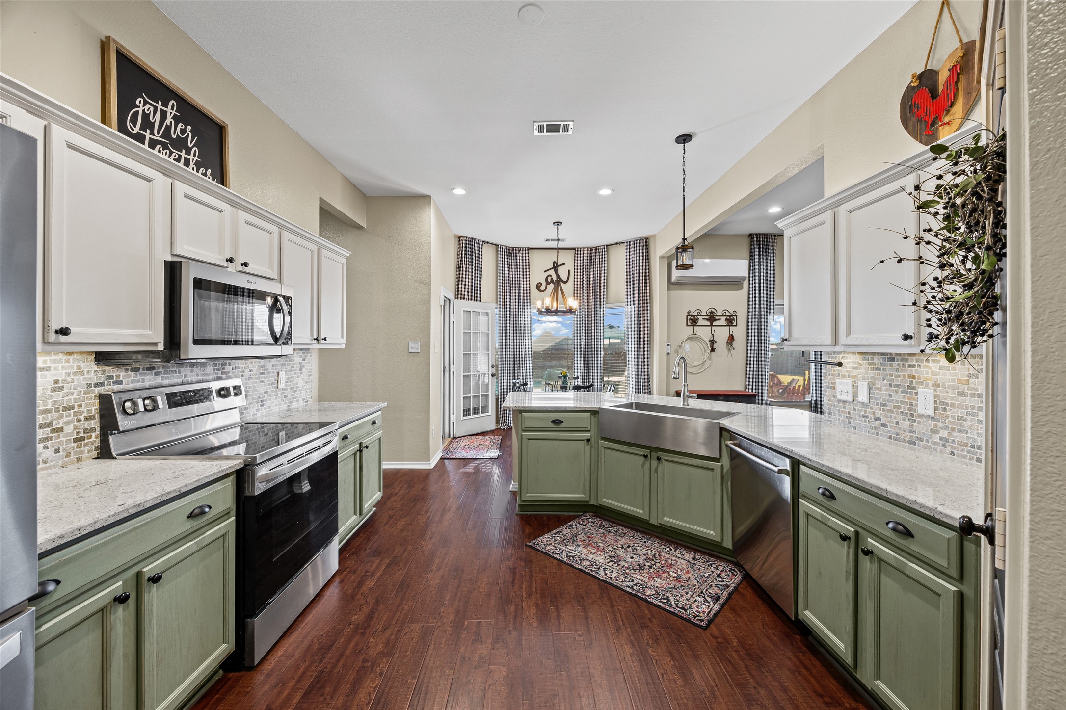 112 Springfield Lane Red Oak TX 75165