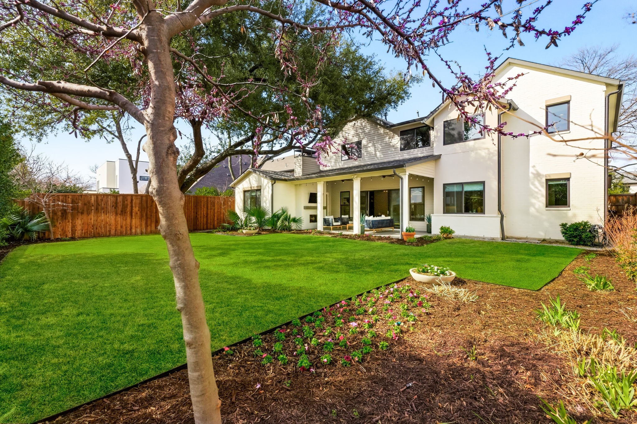 6726 Park Lane Dallas TX 75225