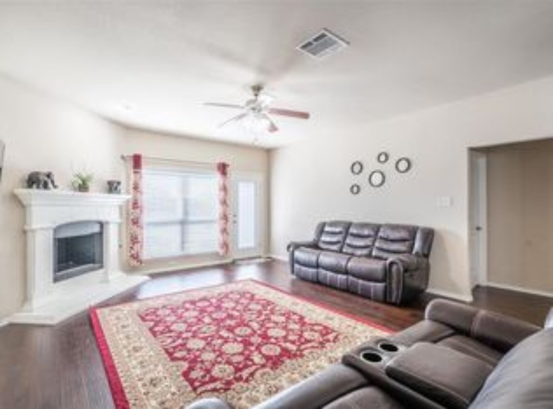 9909 Copperhead Lane Mckinney TX 75071