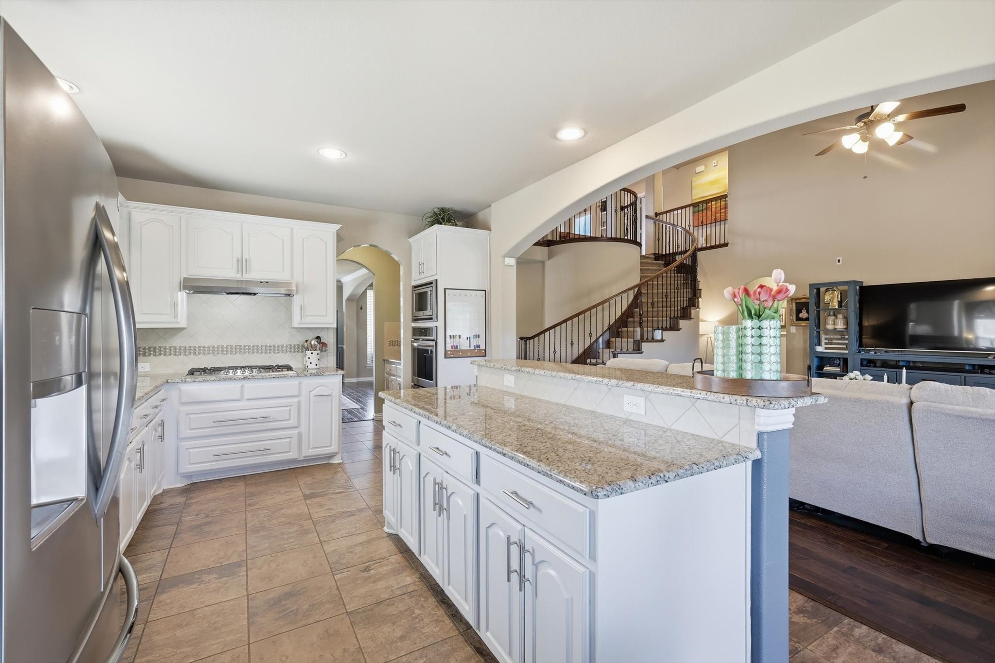 1517 Quintessa Avenue Kennedale TX 76060