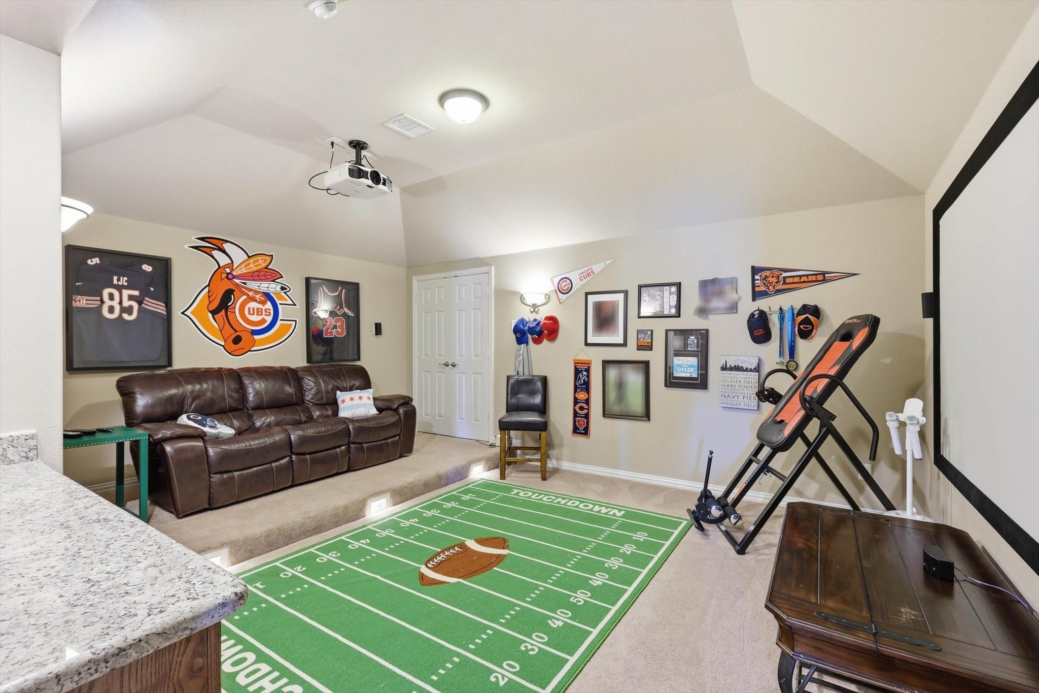 1517 Quintessa Avenue Kennedale TX 76060