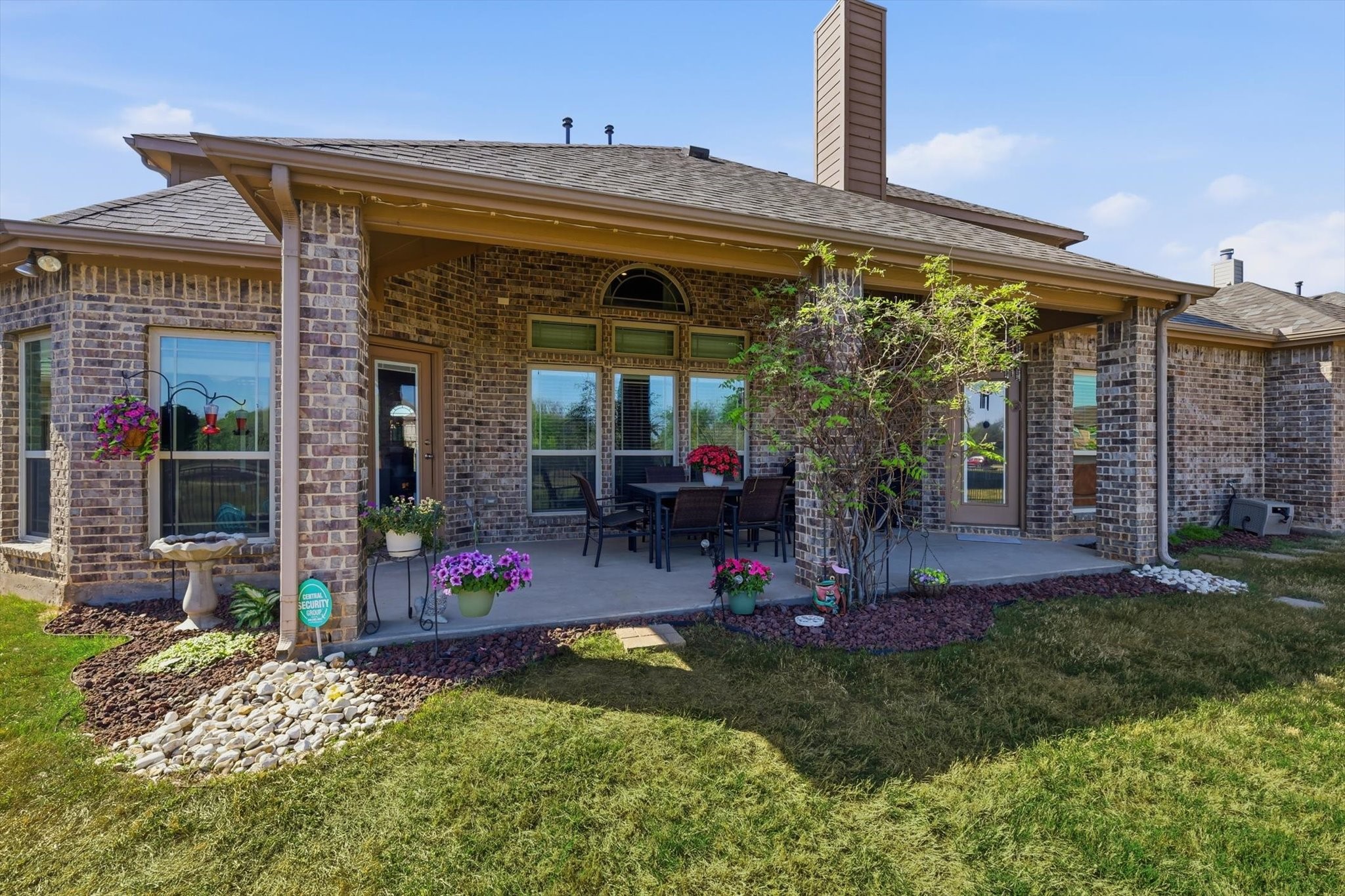 1517 Quintessa Avenue Kennedale TX 76060