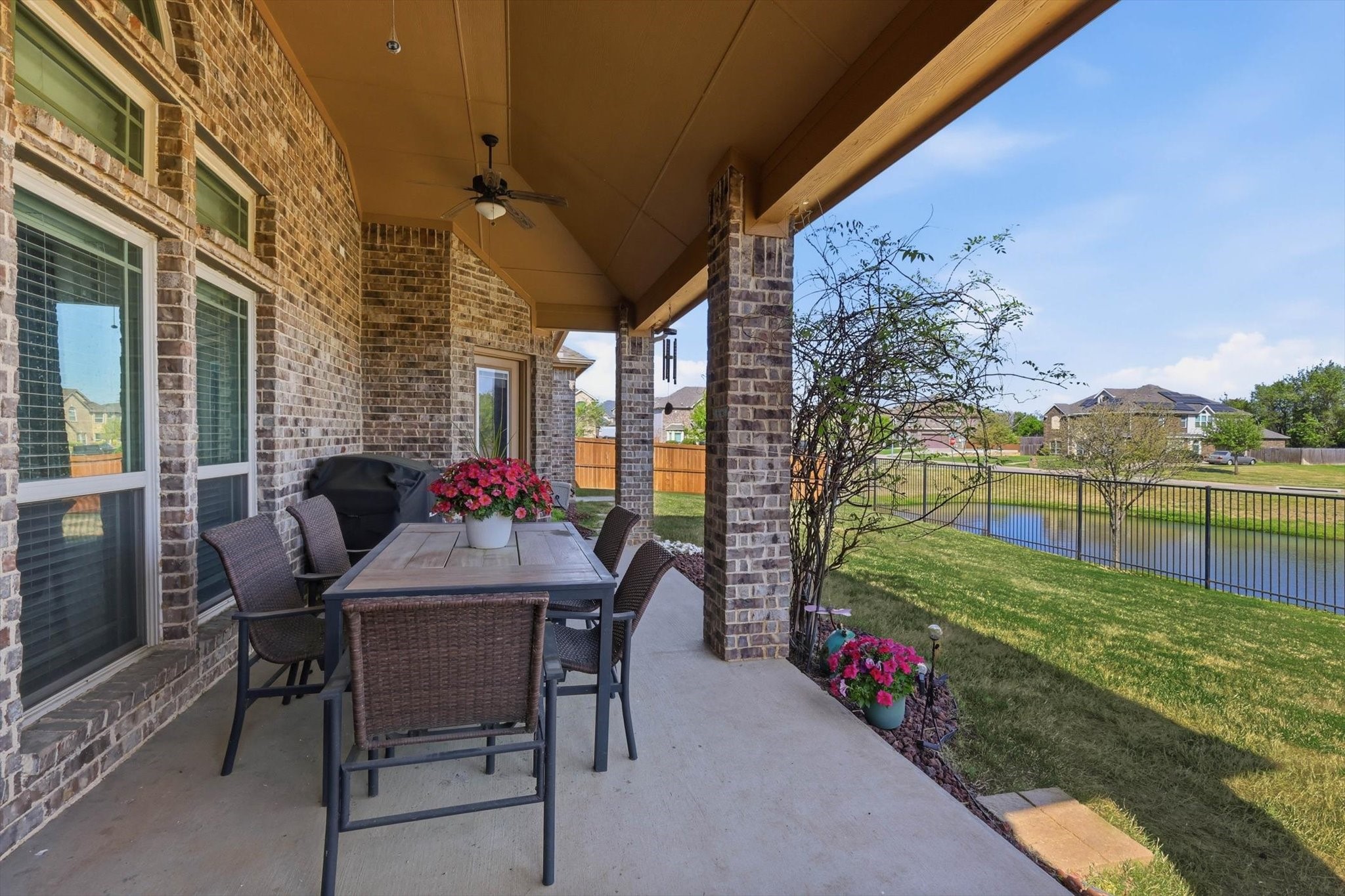 1517 Quintessa Avenue Kennedale TX 76060