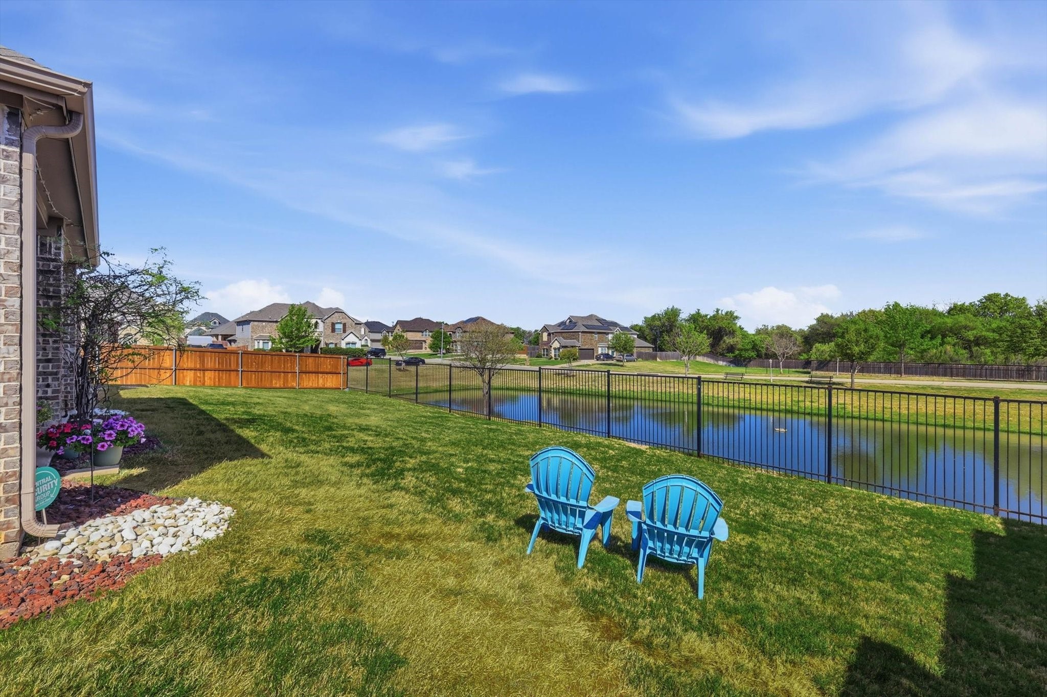 1517 Quintessa Avenue Kennedale TX 76060