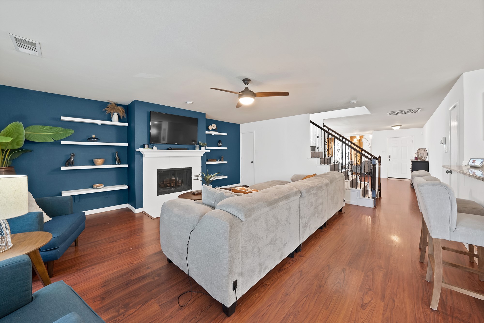 2827 Grandview Drive Grand Prairie TX 75052