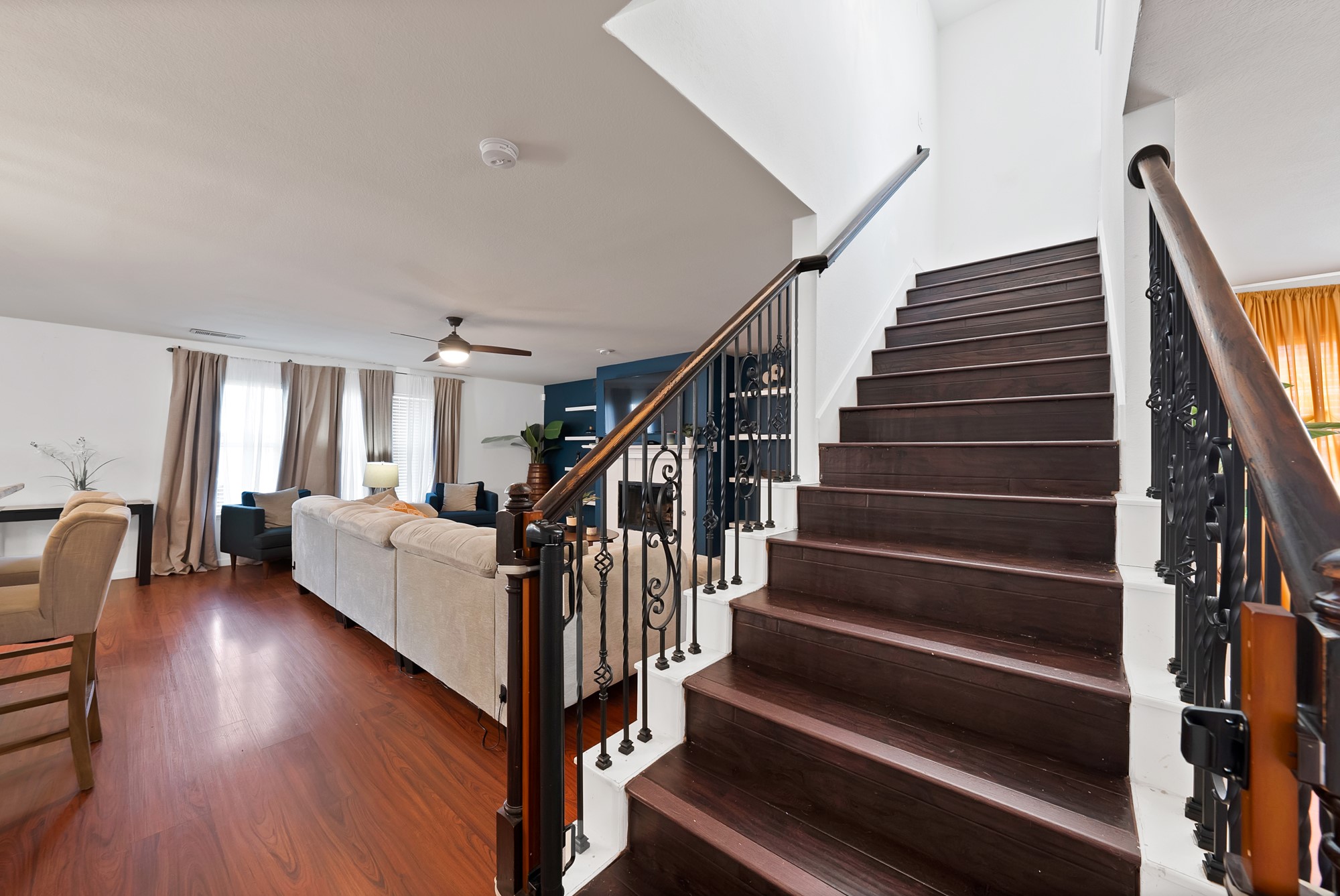 2827 Grandview Drive Grand Prairie TX 75052